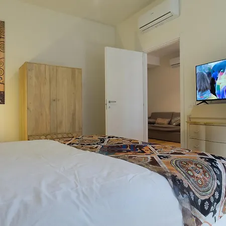 Trastevere Andrea' S Apartment Rom